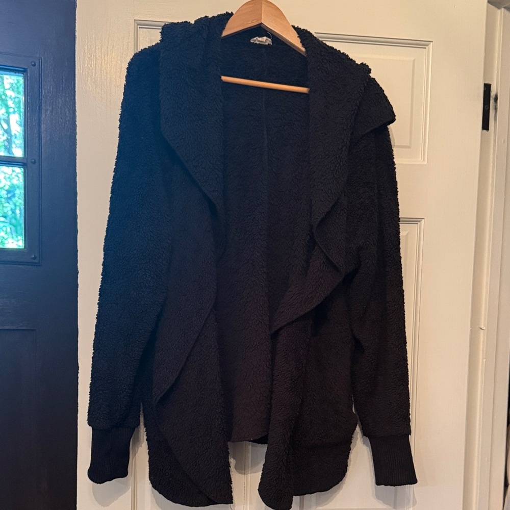 Hem & Thread Black Women's Cardigan